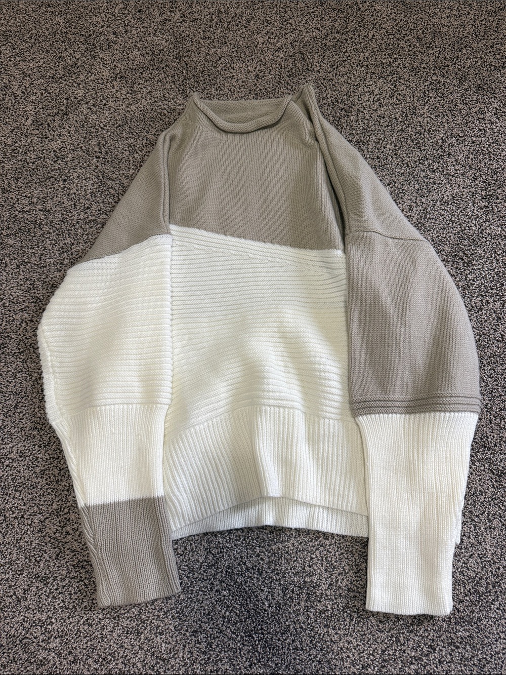 Women’s Two-Tone Cowl Necky Sweater - Cream & Taupe Size S